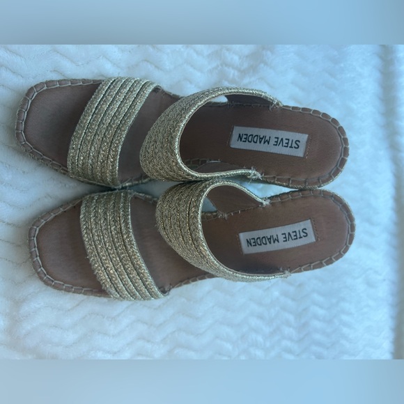 STEVE MADDEN
Icey Embellished Espadrille Wedge Sandal In Gold - Picture 2 of 4